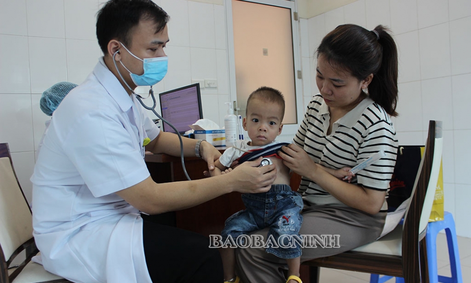 Bệnh viện Sản - Nhi Bắc Ninh triển khai 3 bàn khám mới