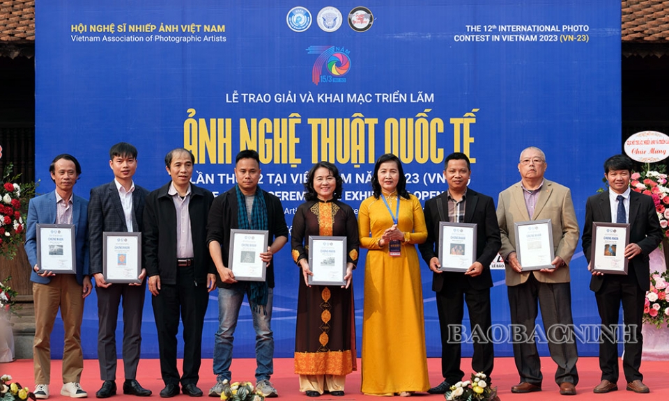 Bắc Ninh có một tác phẩm đoạt giải Khuyến khích tại Cuộc thi Ảnh nghệ thuật Quốc tế lần thứ 12