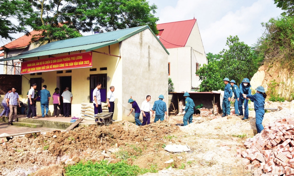 Lực lượng vũ trang tỉnh đẩy mạnh học và làm theo Bác