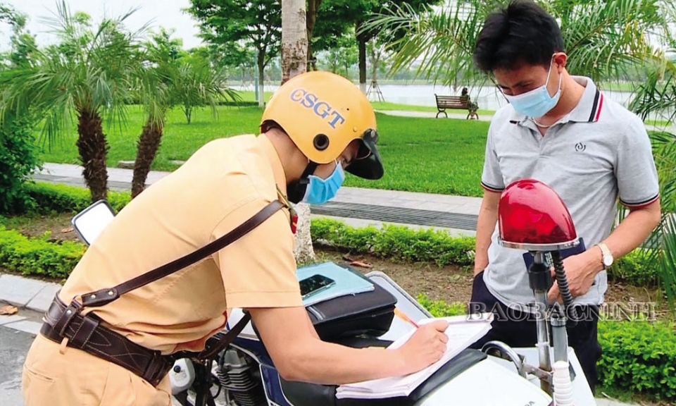 Ghi nhận sau tháng cao điểm xiết chặt  trật tự ATGT, trật tự đô thị