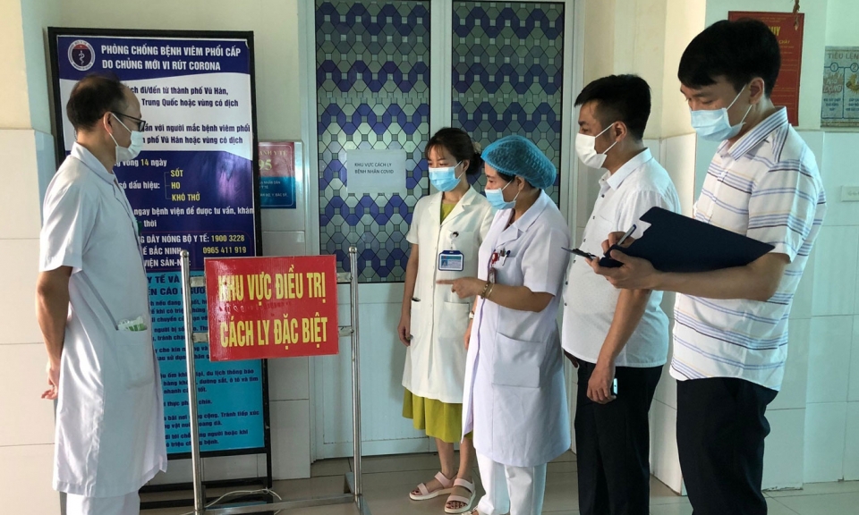 Sở Y tế tăng cường kiểm tra công tác ứng phó tình hình dịch COVID- 19 đối với các cơ sở y tế