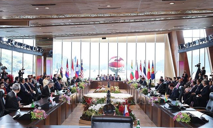 Hội nghị Cấp cao ASEAN lần thứ 42 kết thúc với nhiều văn kiện quan trọng