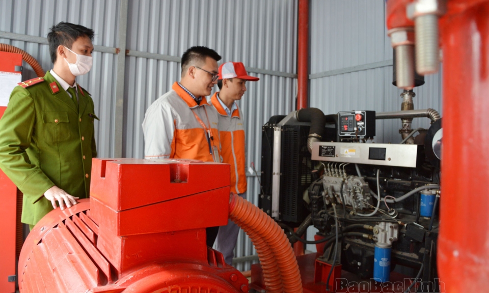 Tháo gỡ khó khăn, vướng mắc trong công tác phòng cháy, chữa cháy