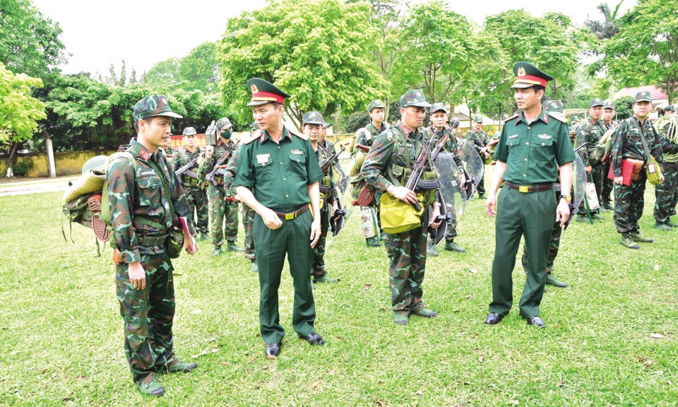 Rèn luyện kỷ luật, nâng cao sức mạnh tổng hợp và khả năng sẵn sàng chiến đấu