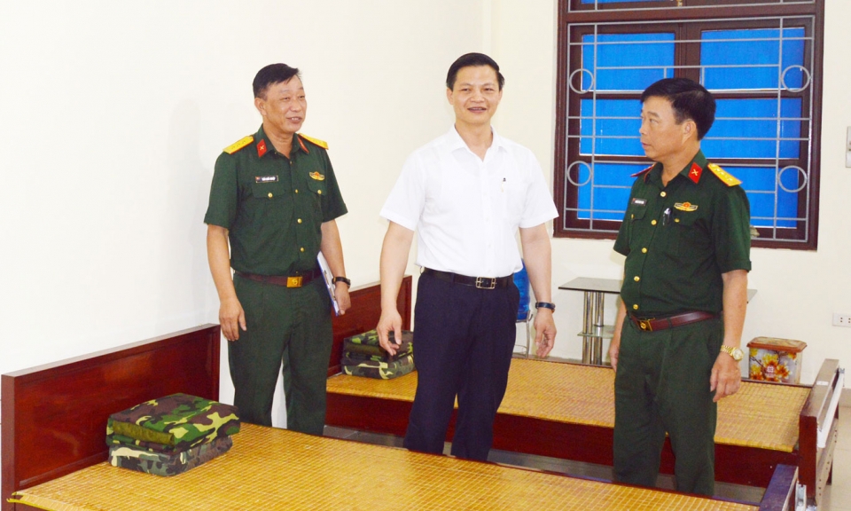 Khai giảng lớp bồi dưỡng kiến thức quốc phòng và an ninh đối tượng 3, khoá 76