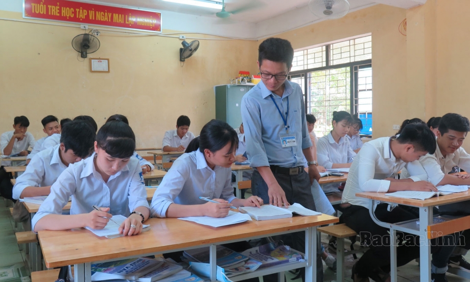 Bàn giải pháp nâng cao chất lượng thi tốt nghiệp THPT 2023 môn Ngữ văn
