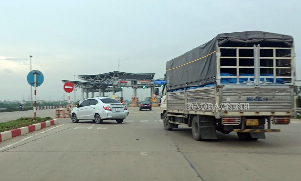 Xử lý bất cập giao thông tại cầu Hồ, những vấn đề mới đặt ra
