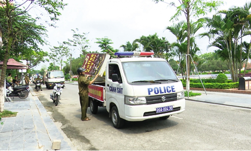 Tạo chuyển biến về ý thức  chấp hành luật Giao thông