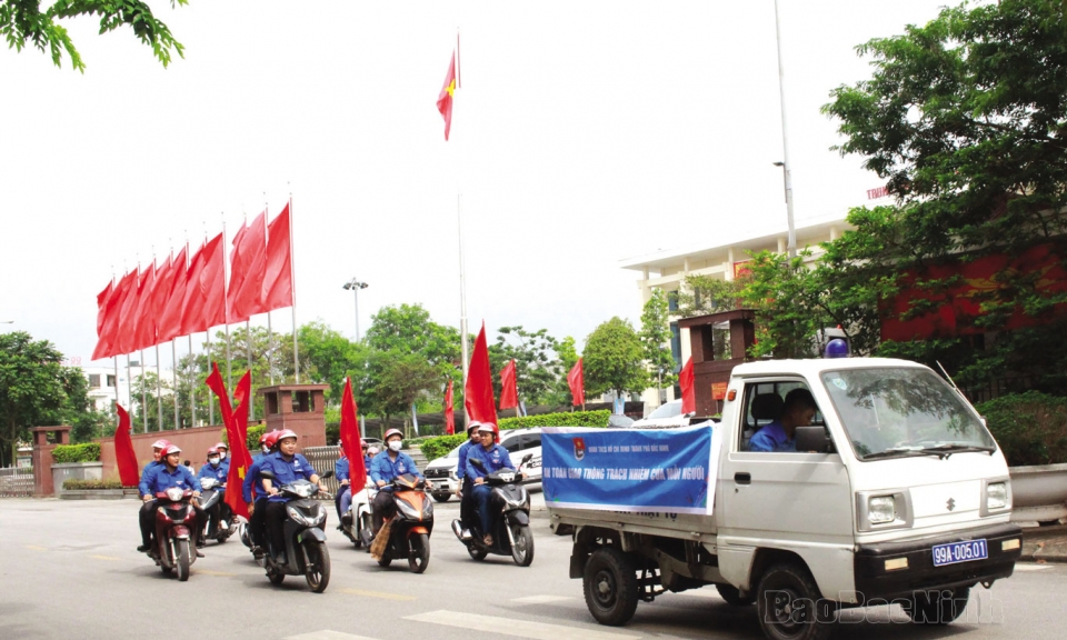 Chiến dịch hè-Kết nối trái tim  tình nguyện