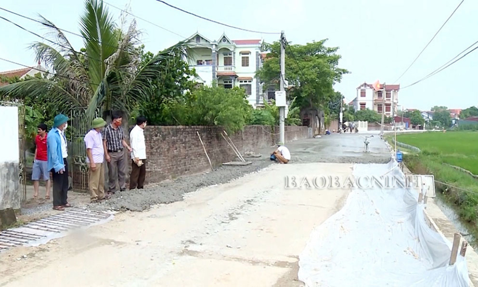 Cầu nối giữa Đảng, chính quyền  với nhân dân