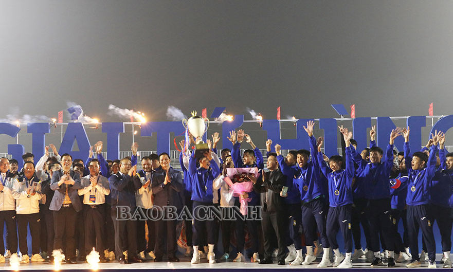 Năm 2024, Bắc Ninh sẽ có đội bóng đá nam thi đấu tại giải hạng Nhì quốc gia  - Báo Bắc Ninh điện tử