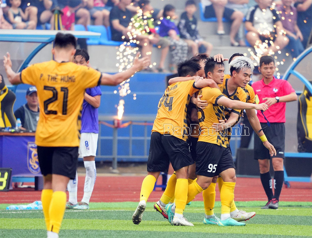 Bắc Ninh FC thắng đậm Trẻ Hà Nội 3-0 trong trận đấu khai mạc Giải Bóng đá  hạng Nhì quốc gia - Báo Bắc Ninh điện tử