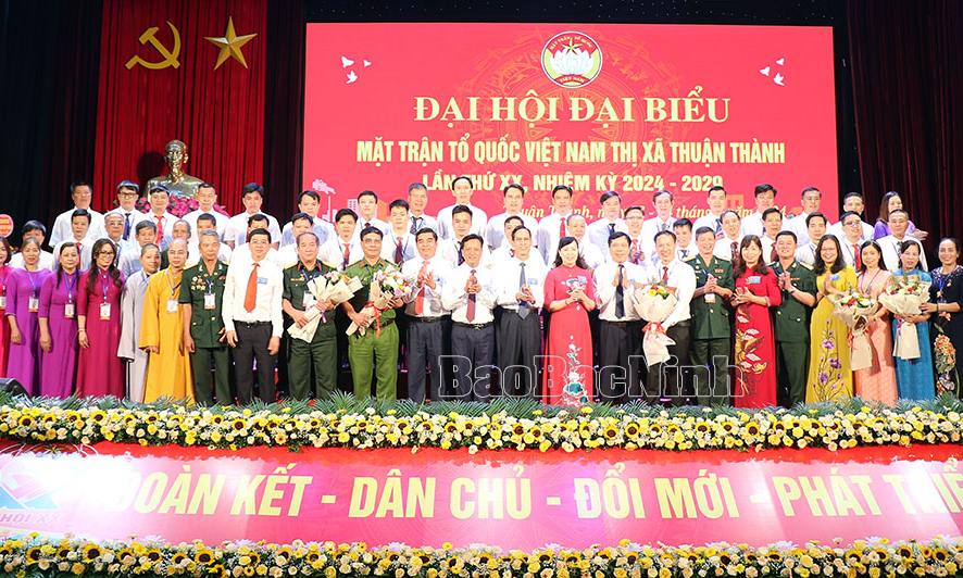 MTTQ thị xã Thuận Thành hỗ trợ xây dựng, sửa chữa 172 nhà Đại đoàn kết cho người nghèo
