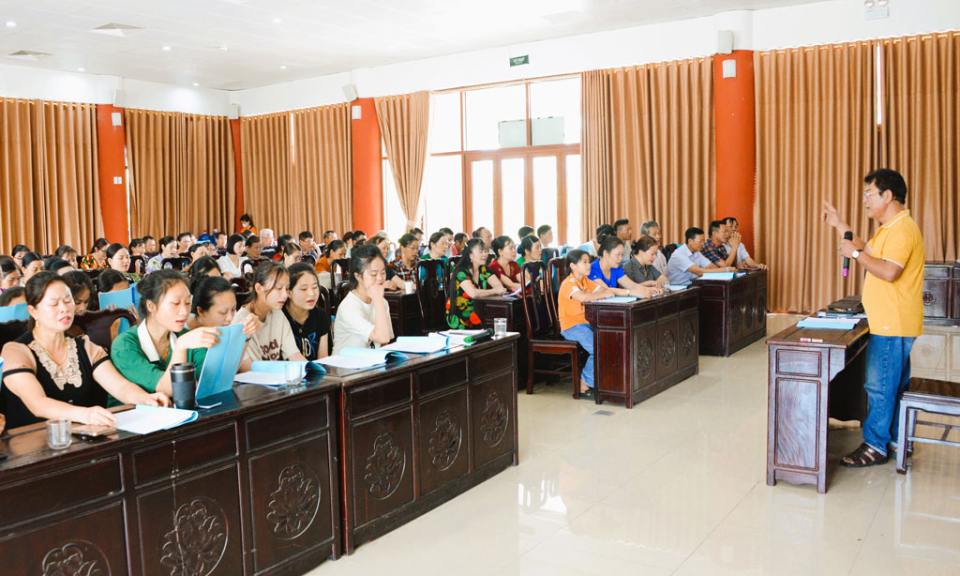 Hơn 150 học viên tham gia học hát Quan họ