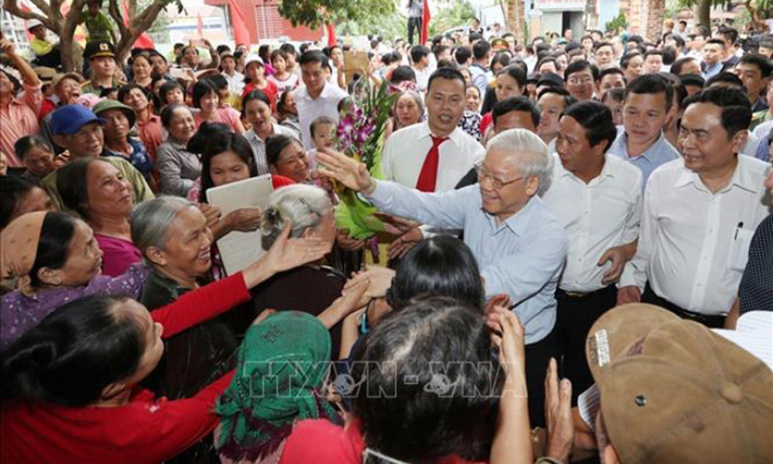 Tổng Bí thư Nguyễn Phú Trọng - Nhà lãnh đạo được nhân dân yêu mến