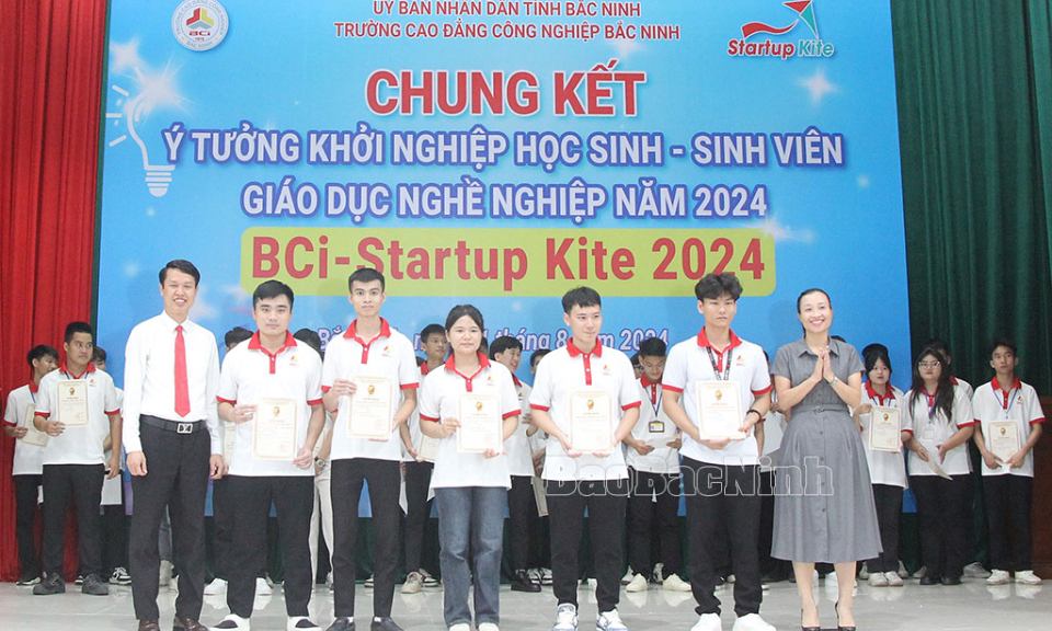 Chung kết Cuộc thi Ý tưởng khởi nghiệp sinh viên Trường Cao đẳng Công nghiệp Bắc Ninh 2024