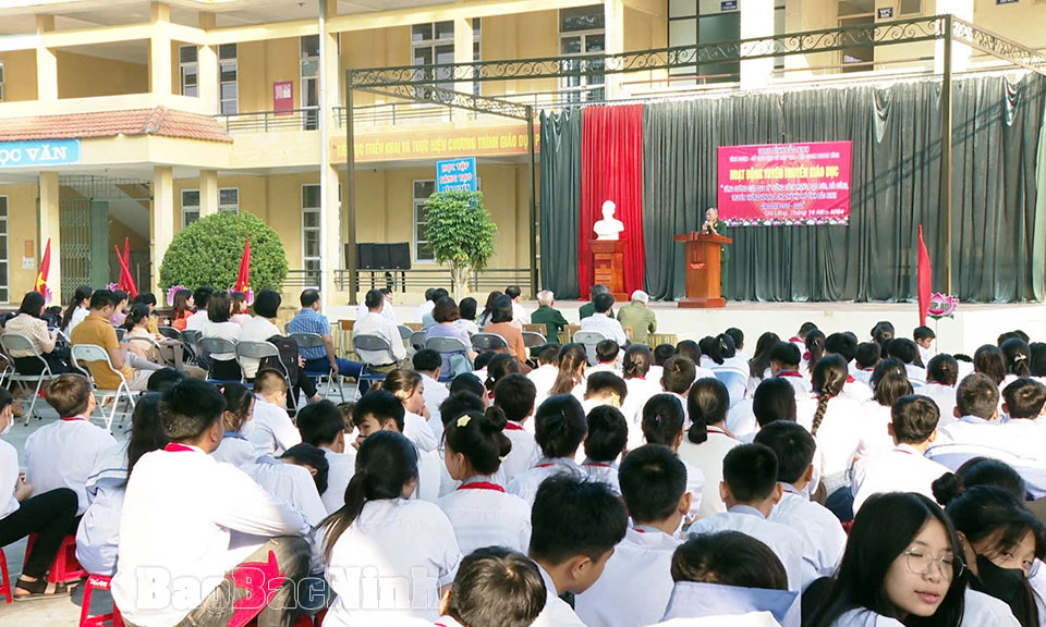 Tuyên truyền giáo dục lý tưởng cách mạng, đạo đức, lối sống cho thế hệ trẻ