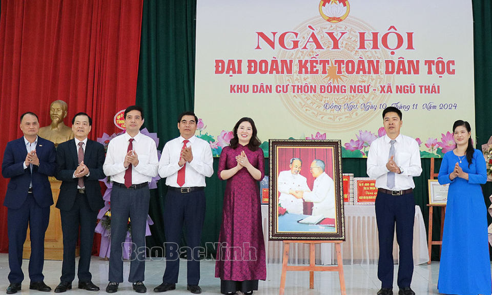 Ngày hội Đại đoàn kết toàn dân tộc tại khu dân cư Đồng Ngư