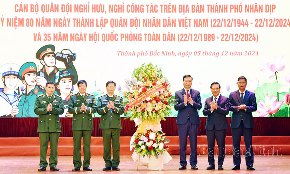 Thành phố Bắc Ninh gặp mặt cán bộ quân đội nghỉ hưu, nghỉ công tác