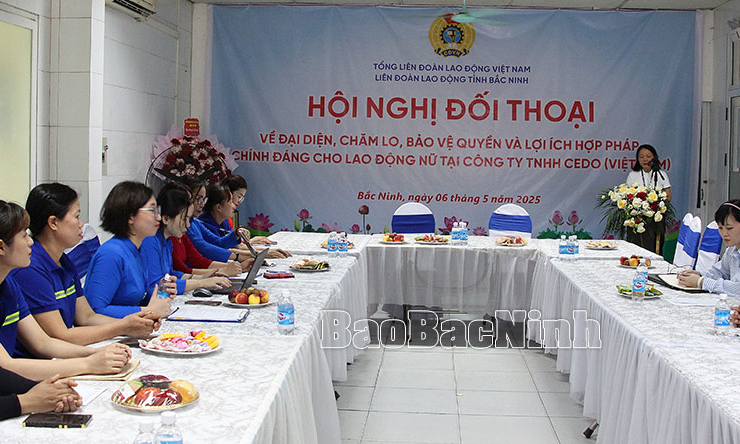 Đối thoại điểm bảo vệ quyền lợi cho lao động nữ