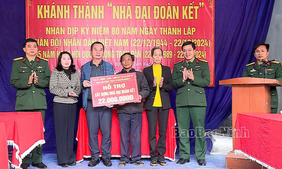 Lực lượng vũ trang thị xã Quế Võ chung sức xây dựng nông thôn mới