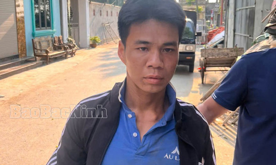 Khởi tố đối tượng giết người và cướp tài sản