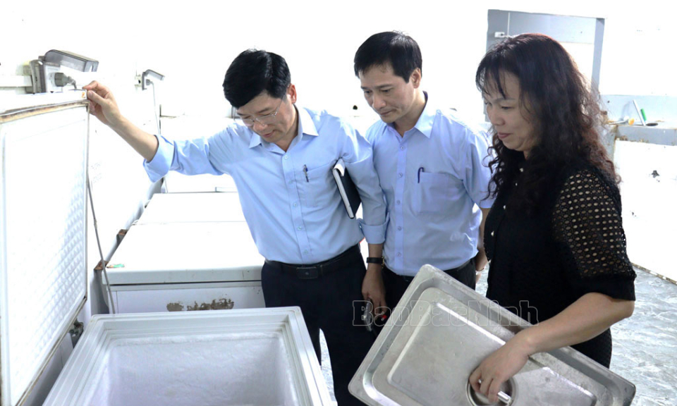 Bảo đảm an toàn thực phẩm bếp ăn tập thể