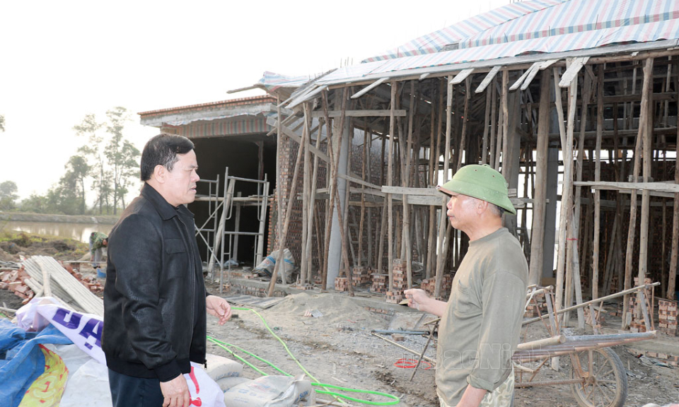 Góp sức xây dựng quê hương