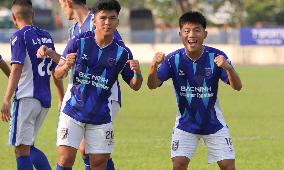 Thắng Trẻ Hà Nội 2-0, Bắc Ninh FC vững ngôi đầu bảng