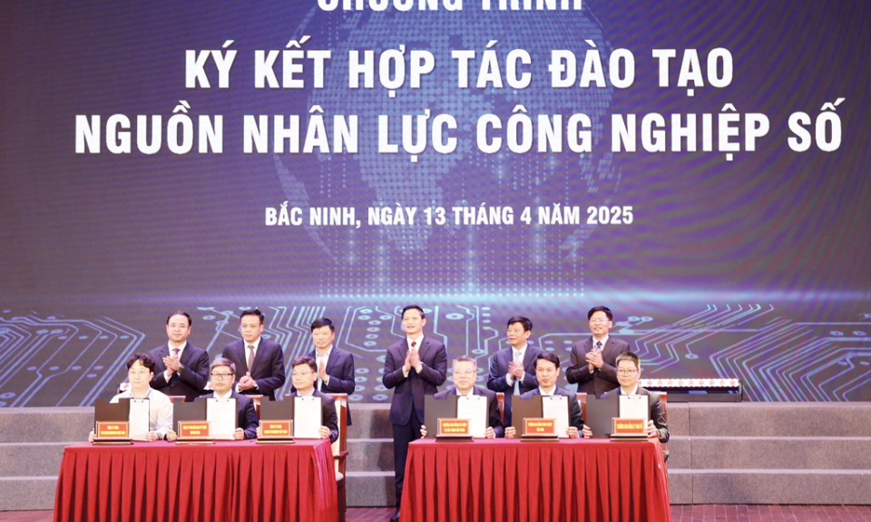 Quyết tâm sớm đưa Nghị quyết 57 - NQ/TW  vào cuộc sống