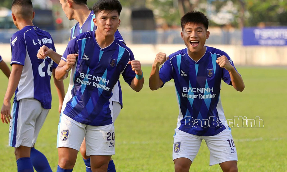 Bắc Ninh FC vững vàng ngôi đầu bảng