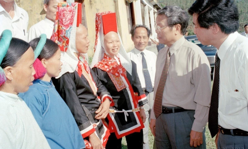 Đồng chí Trần Đức Lương - nhà lãnh đạo hết lòng phục vụ sự nghiệp cách mạng