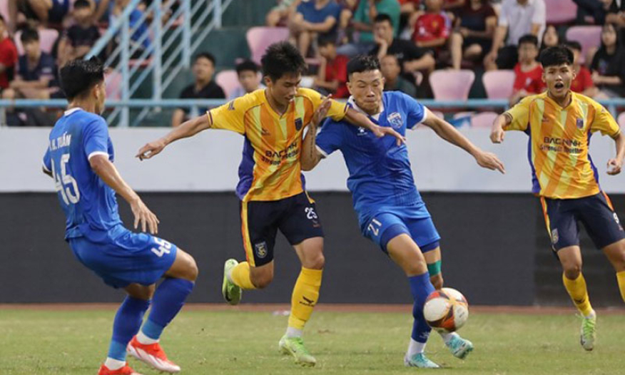 Bắc Ninh FC để thua 0-1 trước Quảng Ninh FC