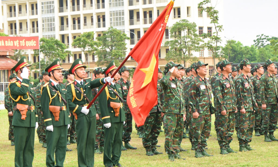 Quy định mới về chế độ, chính sách đối với sĩ quan