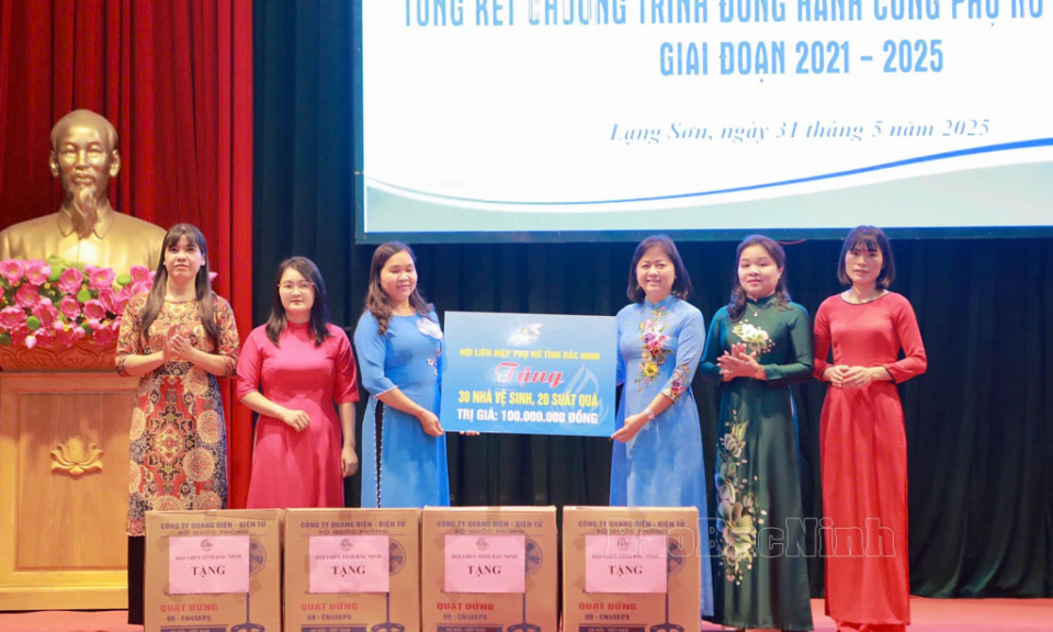 Tổng kết Chương trình “Đồng hành cùng phụ nữ biên cương” giai đoạn 2021-2025