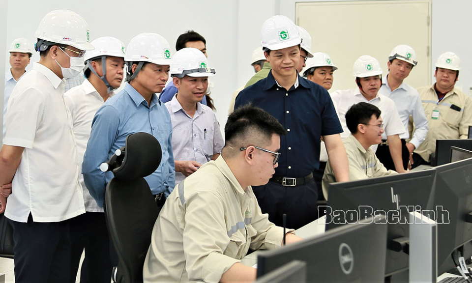 Chủ tịch UBND tỉnh Vương Quốc Tuấn kiểm tra vận hành Nhà máy điện rác Thăng Long - Bắc Ninh