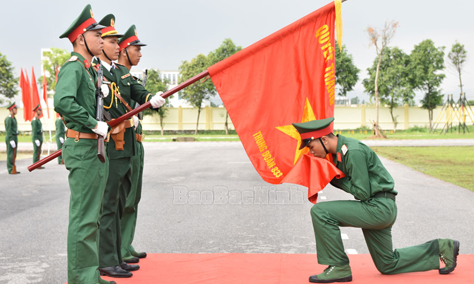 Lễ tuyên thệ chiến sĩ mới