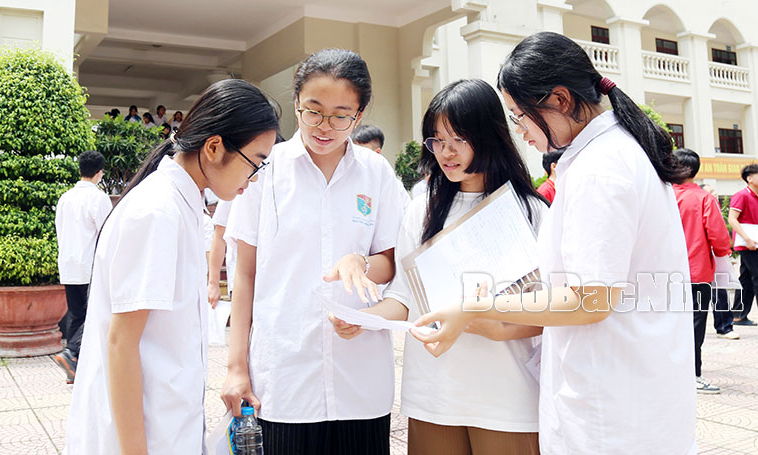Hoàn thành ngày đầu thi tuyển sinh  vào THPT công lập năm học 2025-2026