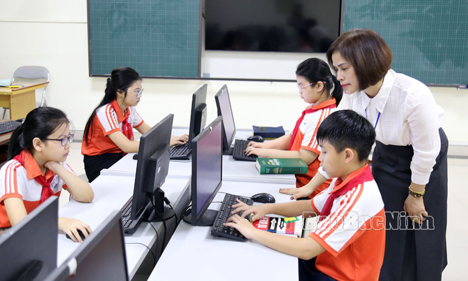 Triển khai thực hiện 7 nhiệm vụ, dự án CNTT và chuyển đổi số trong ngành giáo dục