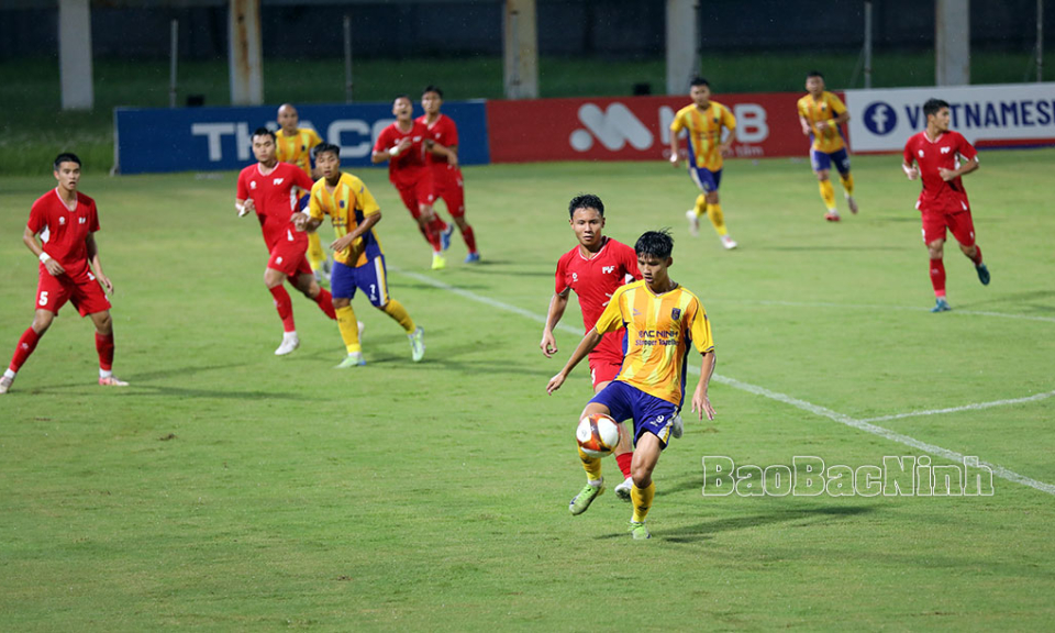 Bắc Ninh FC thắng PVF 4-1
