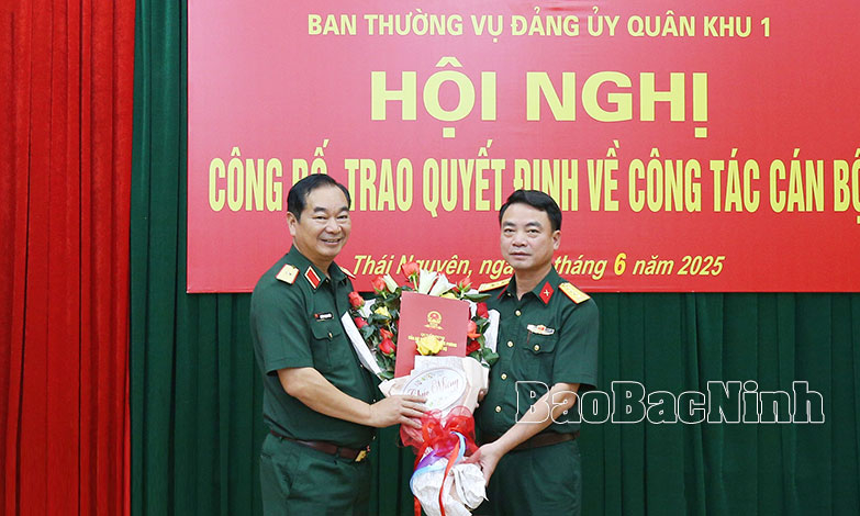 Công bố và trao quyết định bổ nhiệm các chức vụ lãnh đạo chủ chốt Bộ CHQS tỉnh Bắc Ninh mới