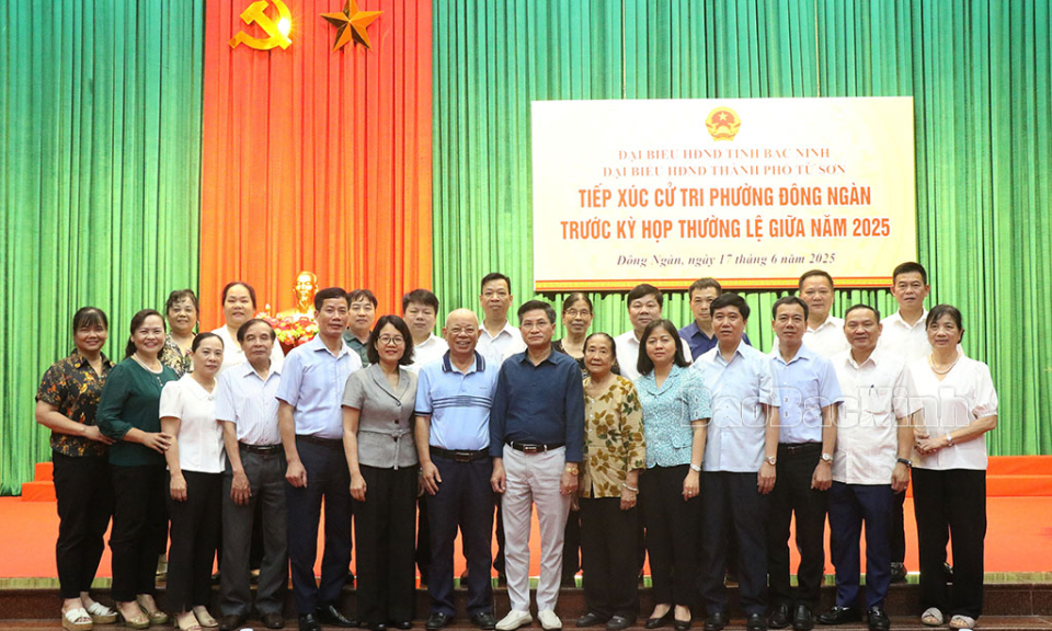 Tổ đại biểu HĐND tỉnh khu vực thành phố Từ Sơn tiếp xúc cử tri trước kỳ họp thường lệ giữa năm