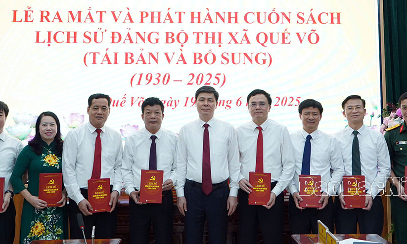 Ra mắt và phát hành cuốn sách Lịch sử Đảng bộ thị xã Quế Võ (1930 - 2025)