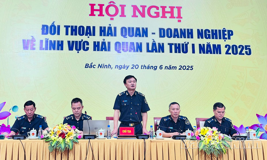 Đối thoại với doanh nghiệp về lĩnh vực hải quan