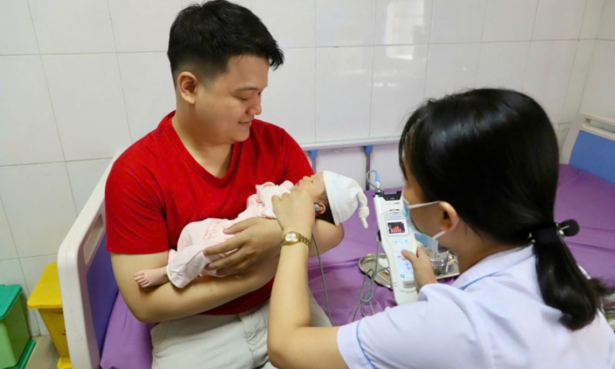 Bước chuyển mạnh mẽ sang Dân số và Phát triển