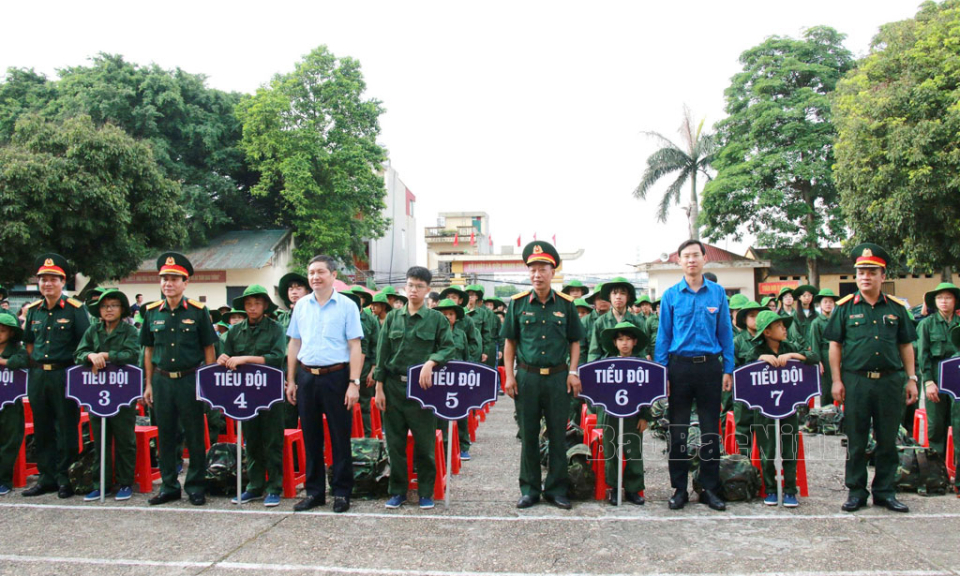 Lễ tiếp nhận học viên “Học kỳ trong quân đội” năm 2025