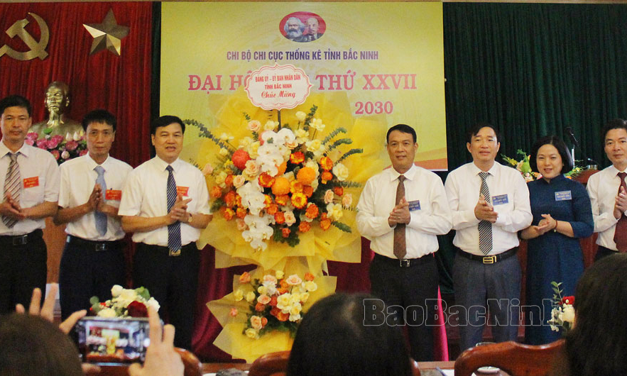 Chi bộ Chi cục Thống kê Đại hội nhiệm kỳ 2025 - 2030