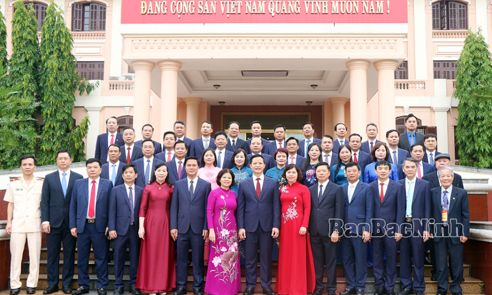 Đoàn công tác tỉnh Bắc Ninh xuất quân về nơi làm việc mới