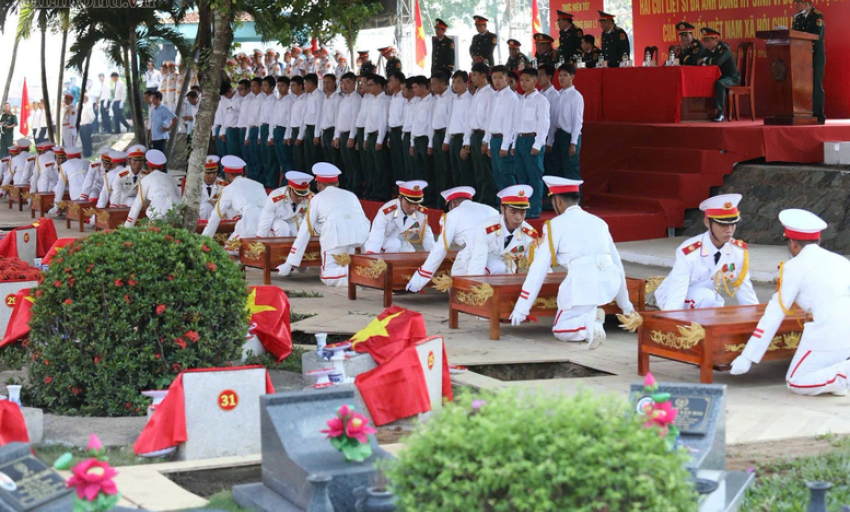 Chiến dịch 500 ng&agrave;y đ&ecirc;m: Đ&atilde; đạt 51,59% chỉ ti&ecirc;u t&igrave;m kiếm, quy tập h&agrave;i cốt liệt sĩ