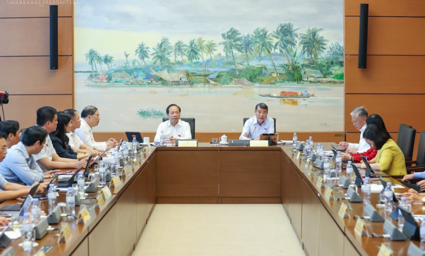 Ch&iacute;nh phủ đ&atilde; nỗ lực bảo đảm an sinh x&atilde; hội, đầu tư ph&aacute;t triển KHCN, đổi mới s&aacute;ng tạo v&agrave; chuyển đổi số